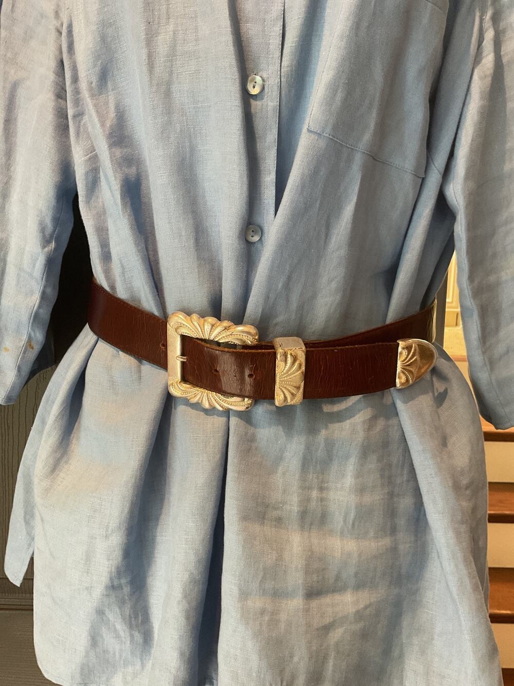 RITZ - Wide Brown Leather Belt w/Carved, Square Silver tone Buckle - M